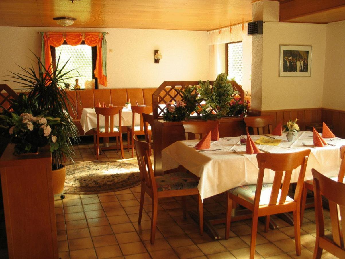 Gasthaus Zur Krone Feilbingert Buitenkant foto